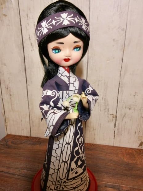 アイヌメノコイタ　ご注文品です 羽子板 / 二風谷イタ アイヌ文様B-10 / シナ材 – 人形の鯉徳